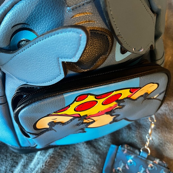 Stitch mini Backpack - Picture 3 of 5